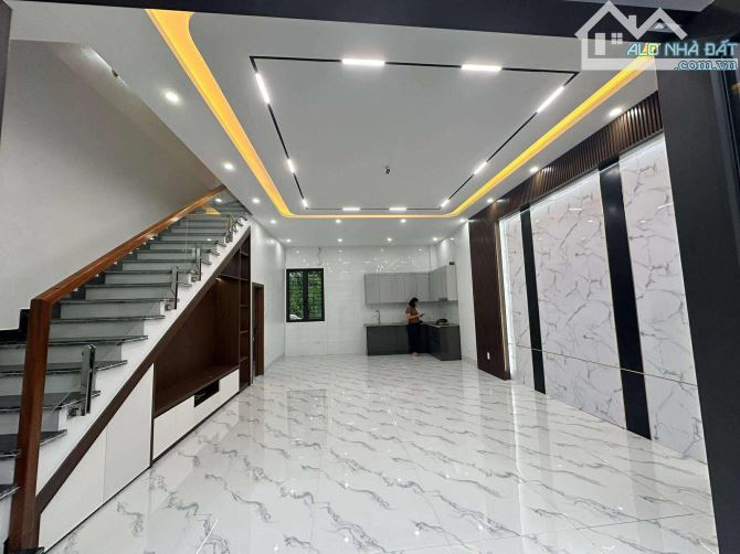 Bán Nhà 3 Tầng Oto Đỗ Cửa Gần Lideco GD2,DT:56.7m2,MT:6m !!! - 1