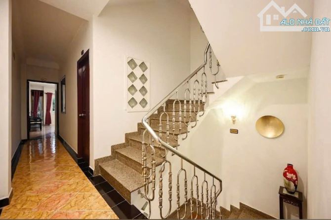 Sang Khách Sạn 13 Phòng/có thang máy (ngay Đô Thị Mới Hà Đô) Quận 10 - 1