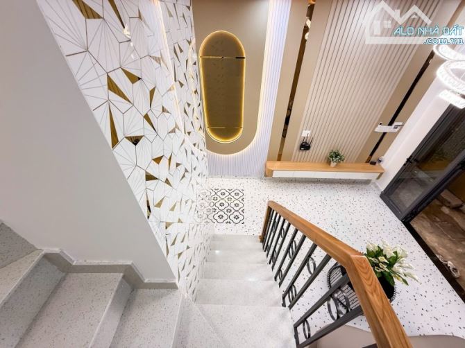 BÁN NHÀ HẺM Ô TÔ, PHAN XÍCH LONG, PHÚ NHUẬN, NỞ HẬU, 5 TẦNG, 60M2, 5PN, GIÁ CHỈ 13.68 TỶ - 1