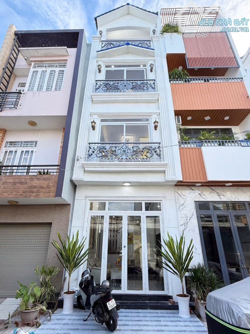 Bán nhà 1T3L đúc, FULL NỘI THẤT - MẶT TIỀN. Vừa ở vừa KDoanh, VPCTy, Spa,… - 1