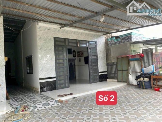 🆘MẶT NHỰA THỊ TRẤN CỦ CHI GIÁ 1TY2TRIỆU BÁN GẤP CHO ANH 7 NHÀ SHR DT 200M2🆘 - 1