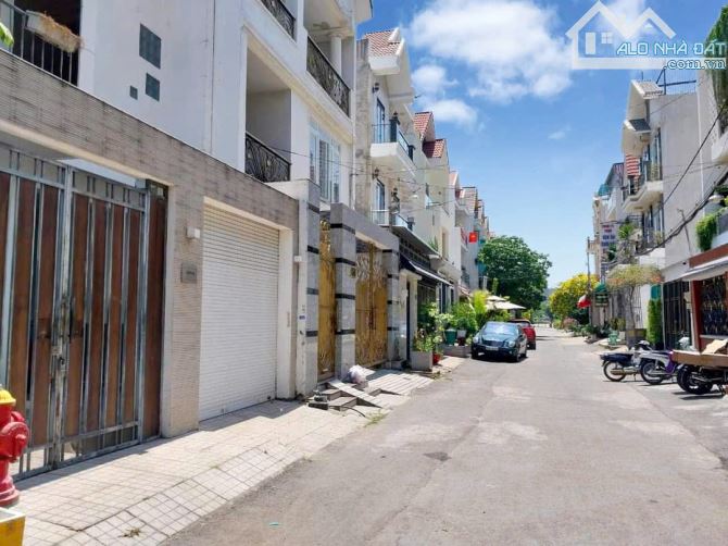 Bán Đất 115m2 ngang lớn 7m hiếm, HXH 8m khu nhà lầu TL16 gần Ngã Tư Ga, Thạnh Lộc - 1