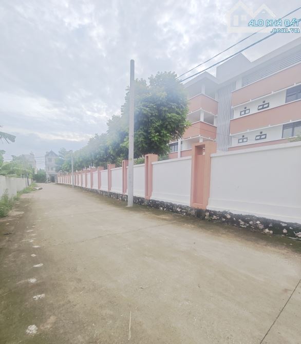 Bán đất Vạn Phúc, Thanh Trì, 72m2, mặt ngõ thông ô tô, xe 7 chỗ vào đất - 1