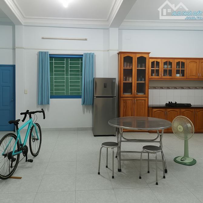 Bán nhà hẻm xe hơi,200m2 ngang7M,dòng tiền 30tr/tháng,3 tầng.Phú Thuận Quận 7,hơn 11 tỷ TL - 1