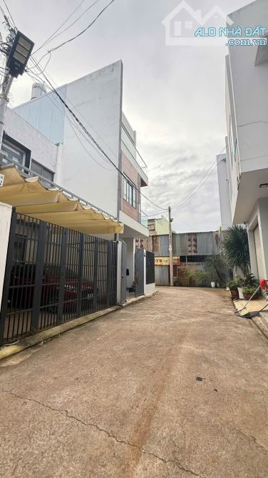 Bán đất hem 42 Hà Huy Tập  Đất vuông vức bằng phẳng diện tích: 5x18 - 1
