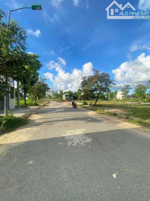 Bán Đất KQH Xuân Phú view công viên S:100m2 Giá rẻ 3.4x tỷ - 1