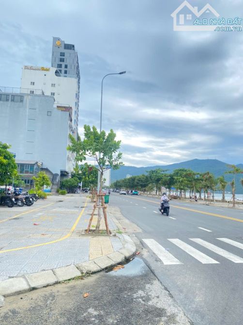 🧨 BÁN ĐẤT TẶNG NHÀ 2 TẦNG – CÁCH BIỂN 100M – GẦN CHỢ – VỊ TRÍ VÀNG, MÂN THÁI, SƠN TRÀ - 1