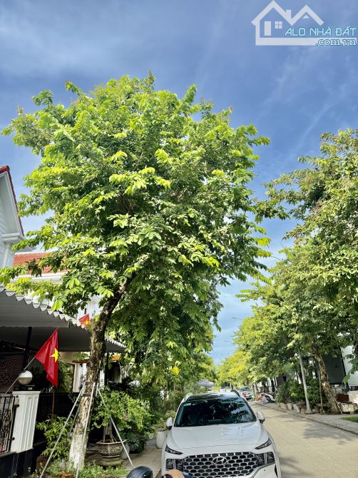 Bán biệt thự 2 tầng tại Khu đô Thị Royal Park cạnh đường Lê Đức Anh giá 4.7x tỷ ( x thương - 1