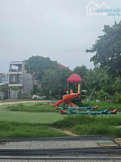 LÔ ĐẤT ĐỐI DIỆN CÔNG VIÊN - QUÁN KHÁI 7 - KHU DÂN CƯ HIỆN HỮU, TIỆN ÍCH ĐẦY ĐỦ - 1