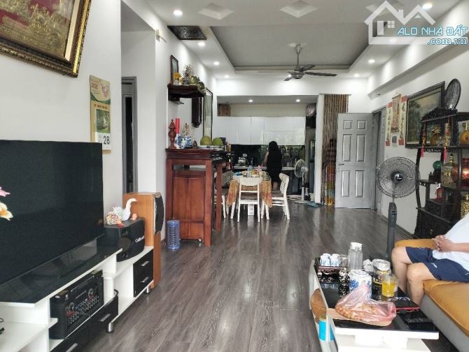 Bán căn chung cư CT1, Nguyễn Khuyến, Văn Quán, Hà Đông, lô góc 2 ban công siêu thoáng mát - 1