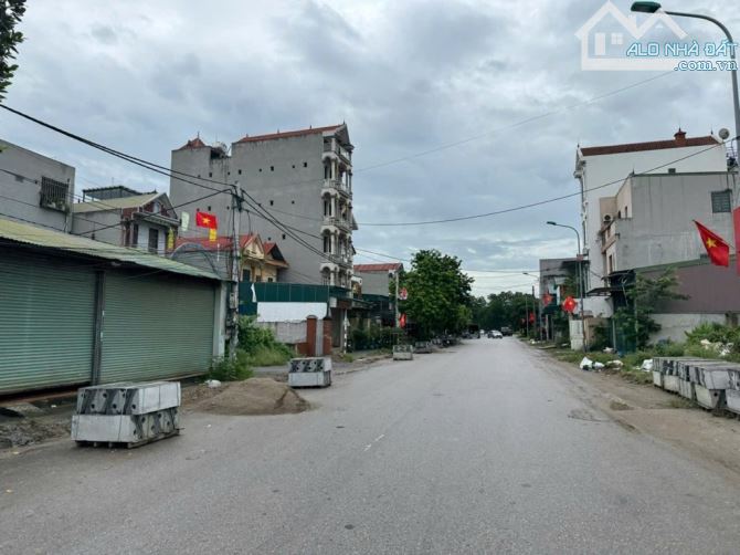 ĐÔNG ANH -  LÔ GÓC 3 MẶT TIỀN – VIEW HỒ – PHỐ LÊ HỮU TỰU – ĐƯỜNG 20M - 1
