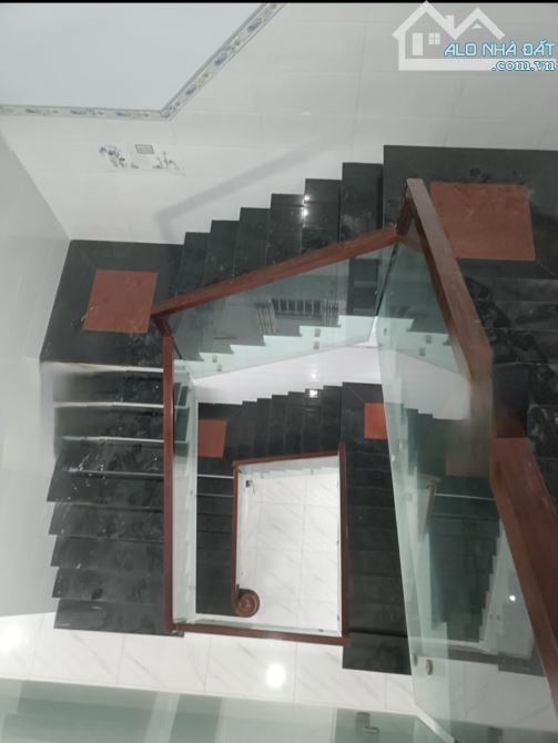 💥Bán nhà mặt tiền TTHC Thuận An, thẳng ra Nguyễn Văn Tiết, Opal Skyline chỉ hơn 6tỷ - 1