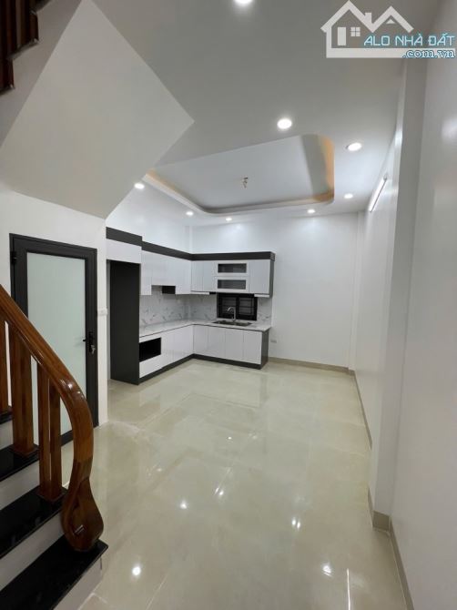NHÀ MỚI – Ô TÔ ĐỖ CỬA – NGÕ 3.5M – DUYÊN THÁI THƯỜNG TÍN 4 TẦNG – 4 PHÒNG NGỦ – 2 MẶT THOÁ - 1