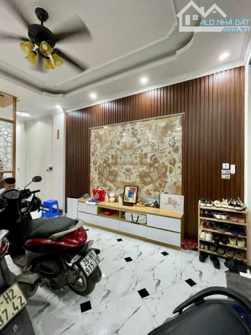 NHÀ DÂN XÂY SIÊU ĐẸP PHÁO ĐÀI LÁNG – NỘI THẤT XỊN SÒ – GẦN PHỐ – TRUNG TÂM ĐỐNG ĐA 🔥 - 1
