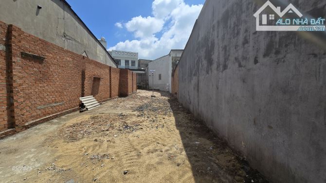 LÔ ĐẤT RỘNG 6,8X30 = 235m² GẦN NGAY CHỢ & NHÀ THỜ BÙI THÁI Tại Phường Tam Hiệp - Đồng Nai - 1