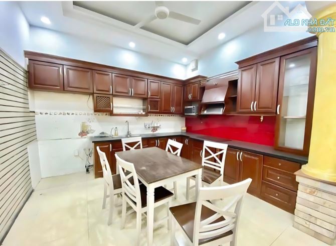 Bán nhà Tôn Đức Thắng Đống Đa, 115m² x 4 tầng, mặt tiền 4.8m, ngõ thông, gần phố cổ - 1