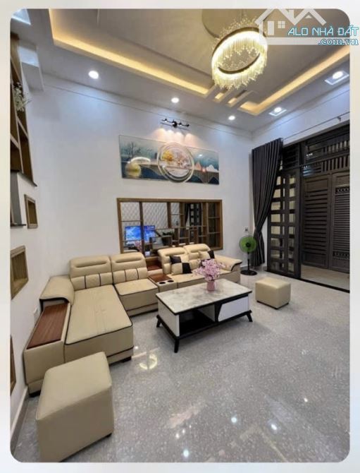Bán nhà 3 tầng BTCT, Bùi Quang Là, phường 12, Gò Vấp, hẻm ô tô, 4 phòng ngủ, 6 tỷ ++ - 1