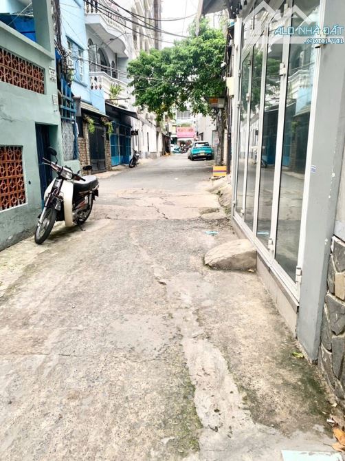 NHÀ 4 Tầng,NỞ HẬU HẺM XE TẢI Đường XVNT Bán9ty - 1