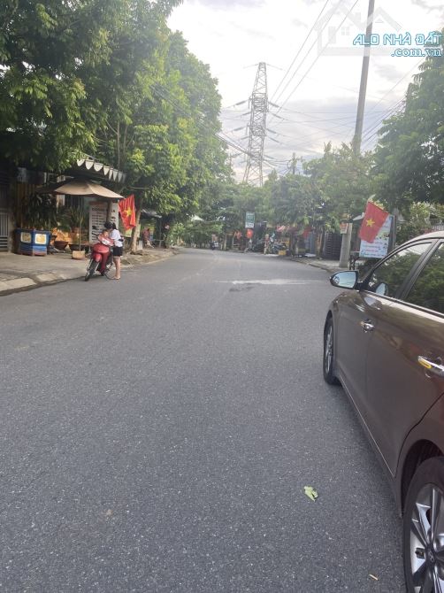 Bán nhà mặt tiền nguyễn phú hường - 1