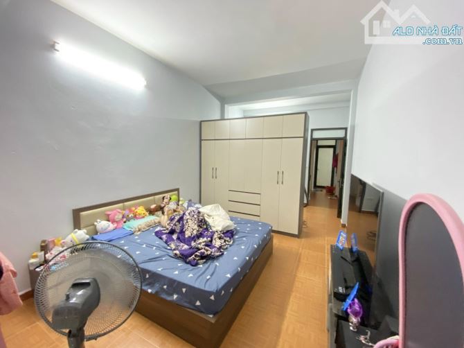 Bán nhà Kim Đồng , Giáp Bát , Hoàng Mai Ô TÔ TRÁNH 56m2 4T giá chỉ 18 tỷ - 1