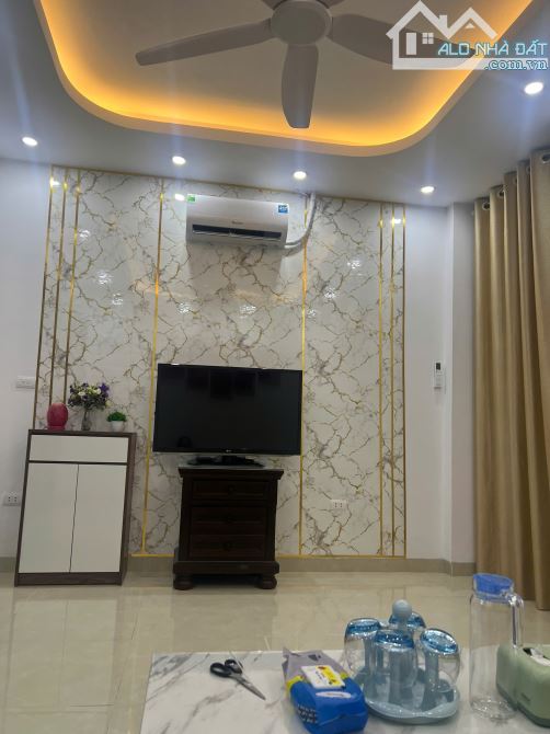 Cho thuê nhà nguyên căn xây mới, ngõ 193 Định Công Hạ, Hoàng Mai, Hà Nội. Dt 43m 1 tầng, - 1