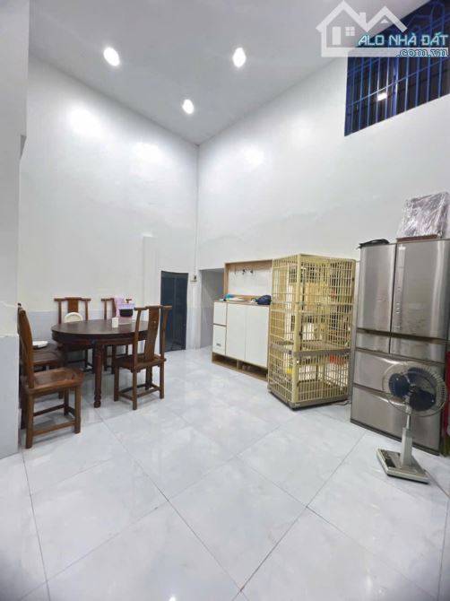 Bán nhà lô nhì Nguyễn Bình, Nhà Bè, Dt 4,2 x13m,1 lầu. Giá 4,39 tỷ - 12