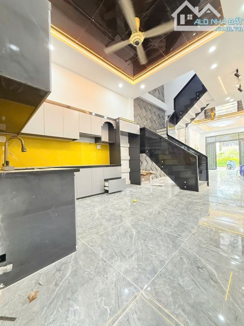 Nhà Mặt Tiền Phan Đăng Lưu - 1 Trệt 2 Lầu - Chưa Đến 3 Tỷ - 13