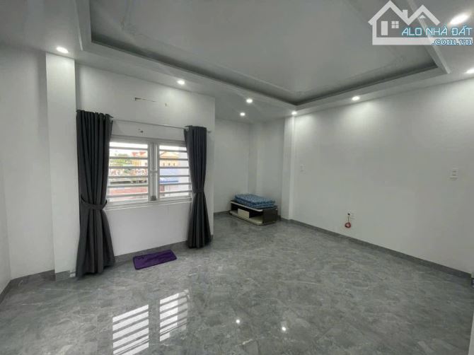 Bán nhà 4 tầng tại Hồ Sem , Lê Chân giá 3 ty 890 - 15