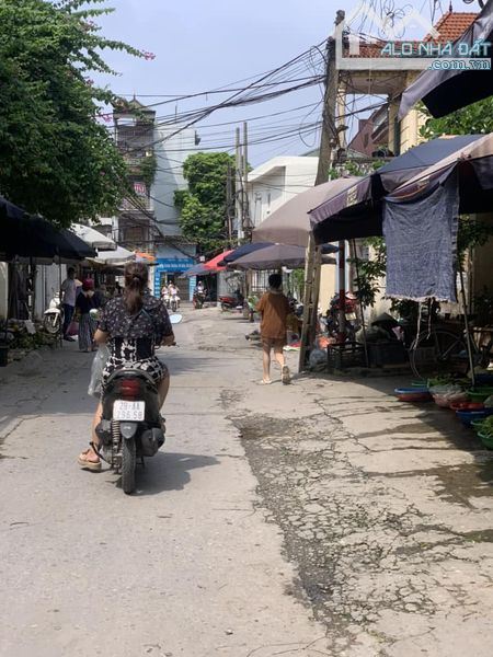 NHÀ DÂN HOÀNG NHƯ TIẾP LONG BIÊN 52M-2T-6MT.13,5 TỶ NGÕ TO SÁT PHỐ CHỦ XÁC ĐỊNH BÁN ĐẤT - 3
