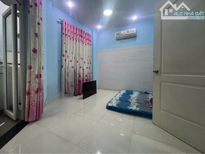 Bán Nhà  Trần Văn Đang, Q3 .5 tầng– Căn góc  – Ngang khủng 6.7m nở hậu.Chỉ nhỉnh 7 tỏi - 4