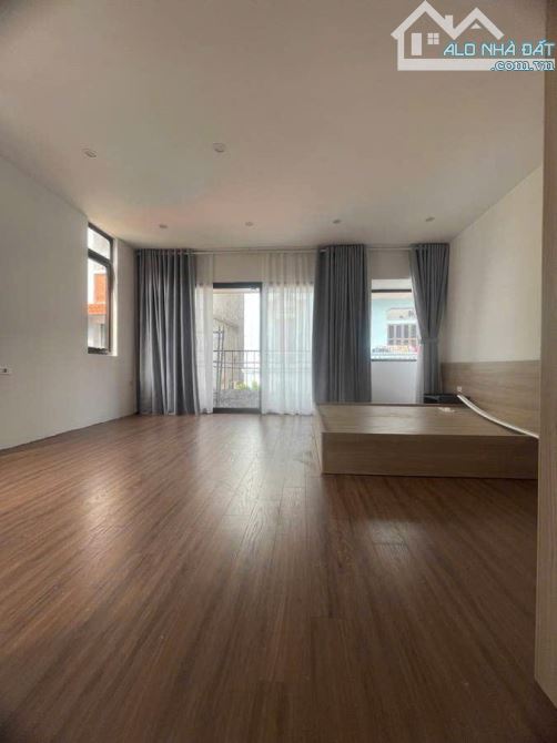 Hiếm!Nhà Mặt Phố Ngọc Lâm,60M,MT 4M,vỉa hè,KD đỉnh,ô tô tránh,GIá 20 tỷ - 3