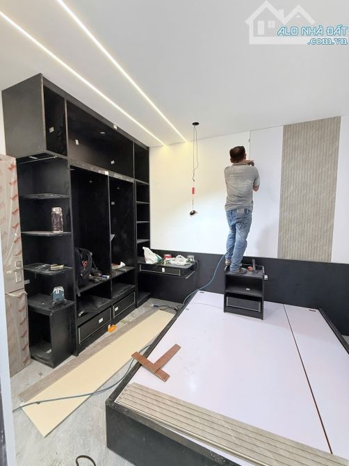BÁN NHÀ MÊ LỮNG ĐƯỜNG MẸ NHU THÔNG RA NGUYỄN VĂN HUỀ 60M2 NỞ HẬU TT THANH KHÊ NHỈNH 3 TỶ - 2