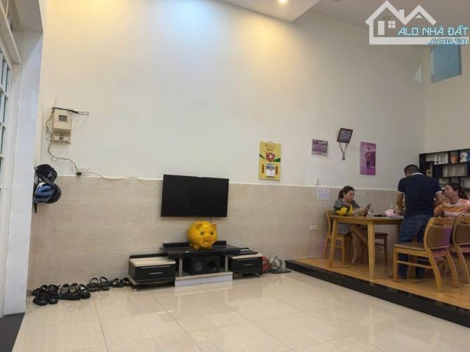 🏡 BÁN NHÀ CẤP 4 KIÊN CỐ – TRUNG TÂM TP – GIÁ CHỈ 5,05 TỶ 🏡VỊ TRÍ TRUNG TÂM THÀNH PHỐ - 2