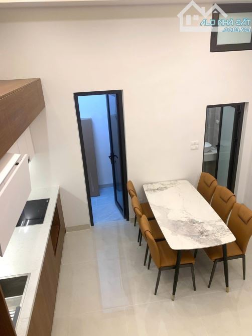 bán nhà cổ nhuế 48m2 - mặt tiền 4 - 4 tầng - giá 9.5 tỷ - Nhà dân xây, đã full nội thất - 2