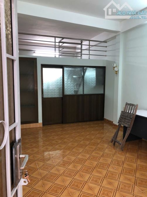 Cho thuê căn hộ 1 phòng ngủ trung tâm Quận 1 – giá chỉ 6 triệu/tháng - 2