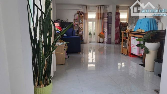 NHÀ 2 MẶT TIỀN ĐƯỜNG Ô TÔ LỚN CÁCH HXH 1.5 KM 129M GIÁ 8.5 TỶ - 2
