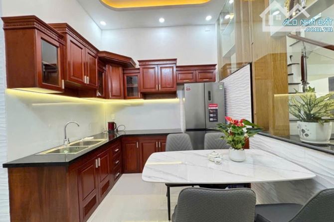 Bán nhà hẻm xe hơi, Phạm Văn Chiêu, Gò Vấp, 50.3 m² (4m x 13m), 4 tầng - Giá 7.68 tỷ TL - 2