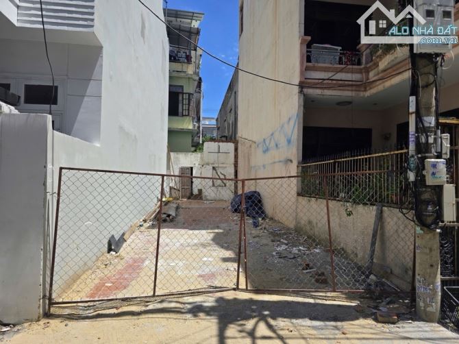BÁN LÔ ĐẤT DUY NHẤT TRUNG TÂM HẢI CHÂU Ô TÔ VÀO TẬN NƠI 70M2 VUÔNG VỨT CHỈ NHỈNH 4 TỶ - 2