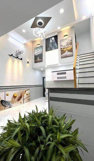 Bán gấp nhà (SHR) - 1 Lầu/2PN ngay Tỉnh Lộ 10, Bình Tân. Giá 2,4 Tỷ/TL - 2