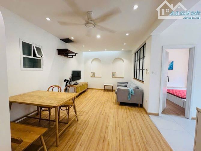 Bán Đảo Linh Đàm siêu mát mẻ - 66m2 - 4,7 tỷ - 2