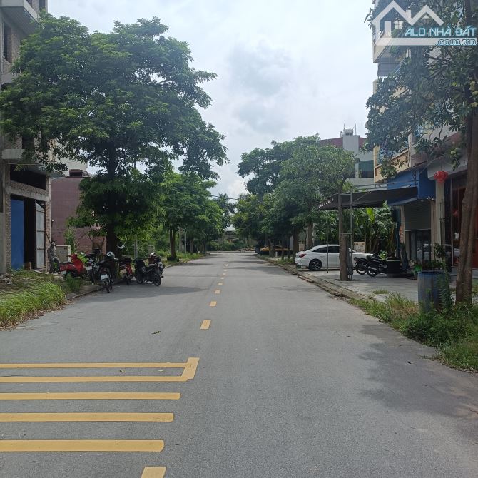 Rẻ nhất khu đô thị Khai Sơn - 94m2 cần bán gấp, 2 mặt đường ô tô tránh, vỉa hè kinh doanh - 2