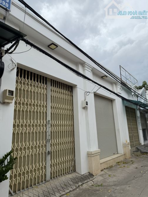 Đất thổ cư 10x17m,tặng nhà có dòng tiền 30tr/th-đường xe hơi 6m,Phú Thuận Q7,giá 65tr/m2 - 2