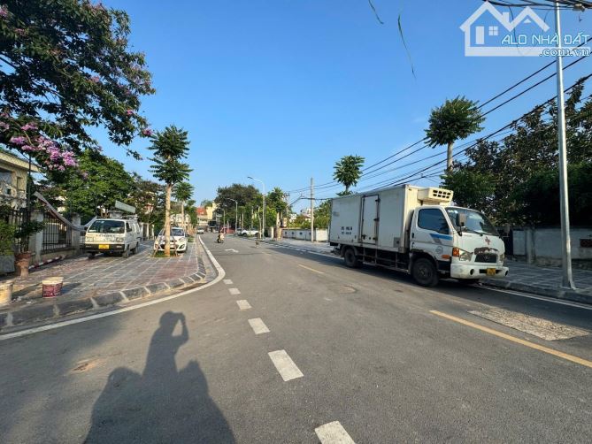 BÁN ĐẤT THƯỢNG THANH.LONG BIÊN_ Ô TÔ ĐỖ ĐẦU CỔNG_NGÕ NÔNG_ DT 46M_ GIÁ NHỈNH 5 TỶ - 2