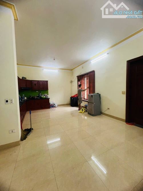Phố Xốm Hà Đông mặt ngõ ô tô qua, gần phố xây CCMN quá đẹp 3 tăng 87m chỉ 11.3 tỷ - 2