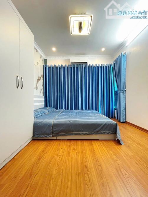 GIÁ 5 TỶ! NHÀ NGÕ 110 TÂY SƠN - ĐỐNG ĐA: 22M², 5 TẦNG, MT 3.3M - Ở NGAY, FULL NỘI THẤT! - 2
