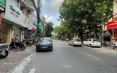 HOT Mặt Phố Vĩnh Tuy quận Hai bà Trưng 33m 5 tầng vỉa hè ô tô sổ vuông Kinh doanh vô địch - 2