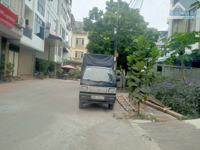 PHÂN LÔ - VỈA HÈ - ĐƯỜNG Ô TÔ TRÁNH - CẠNH ĐẠI HỌC TÀI NGUYÊN MÔI TRƯỜNG - PHÚ DIỄN. - 2
