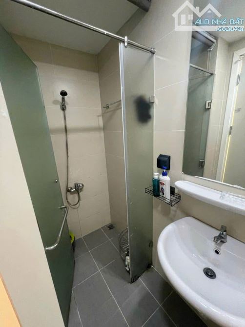 Screc Tower, Trường Sa, p12, Quận 3: 57m2, 1PN, 1WC, Nội thất, 10tr5/th - 2