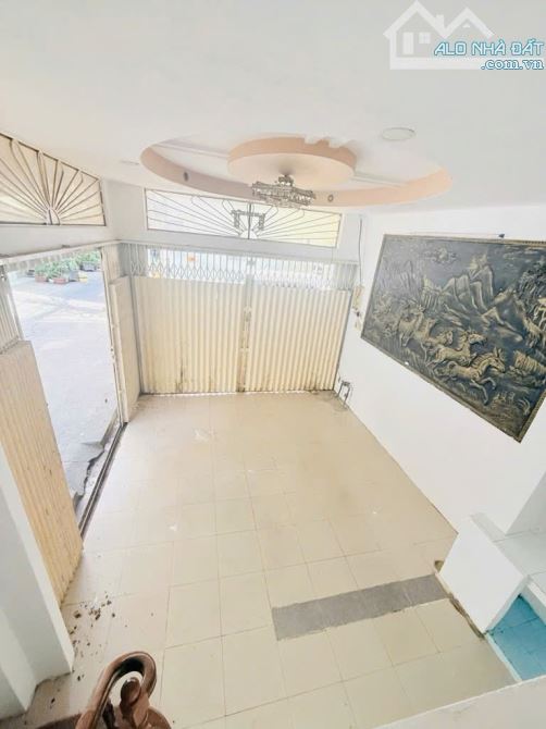 Nhà bán căn góc 2 mặt tiền đường số Quận 4 tiện buôn bán kinh doanh, giá nhỉnh 6 tỷ - 2