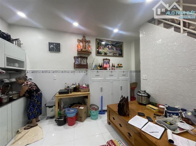 🌹🌹LÊ VĂN SỸ, 20m2, 3 TẦNG, 2 PN, 2 WC. GIÁ: 4,2 TỶ🌹🌹 - 2
